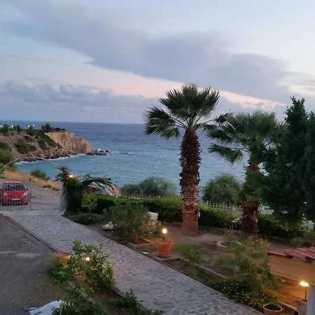 Sealine Pefki (Rhodes)