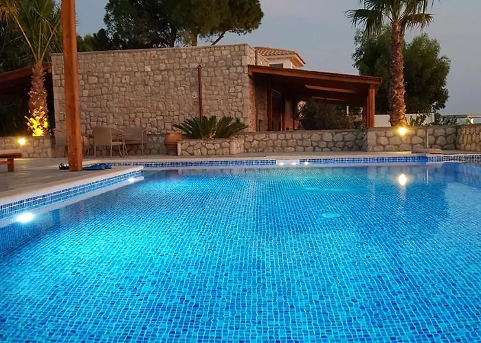 Sealine * Pefki (Rhodes)